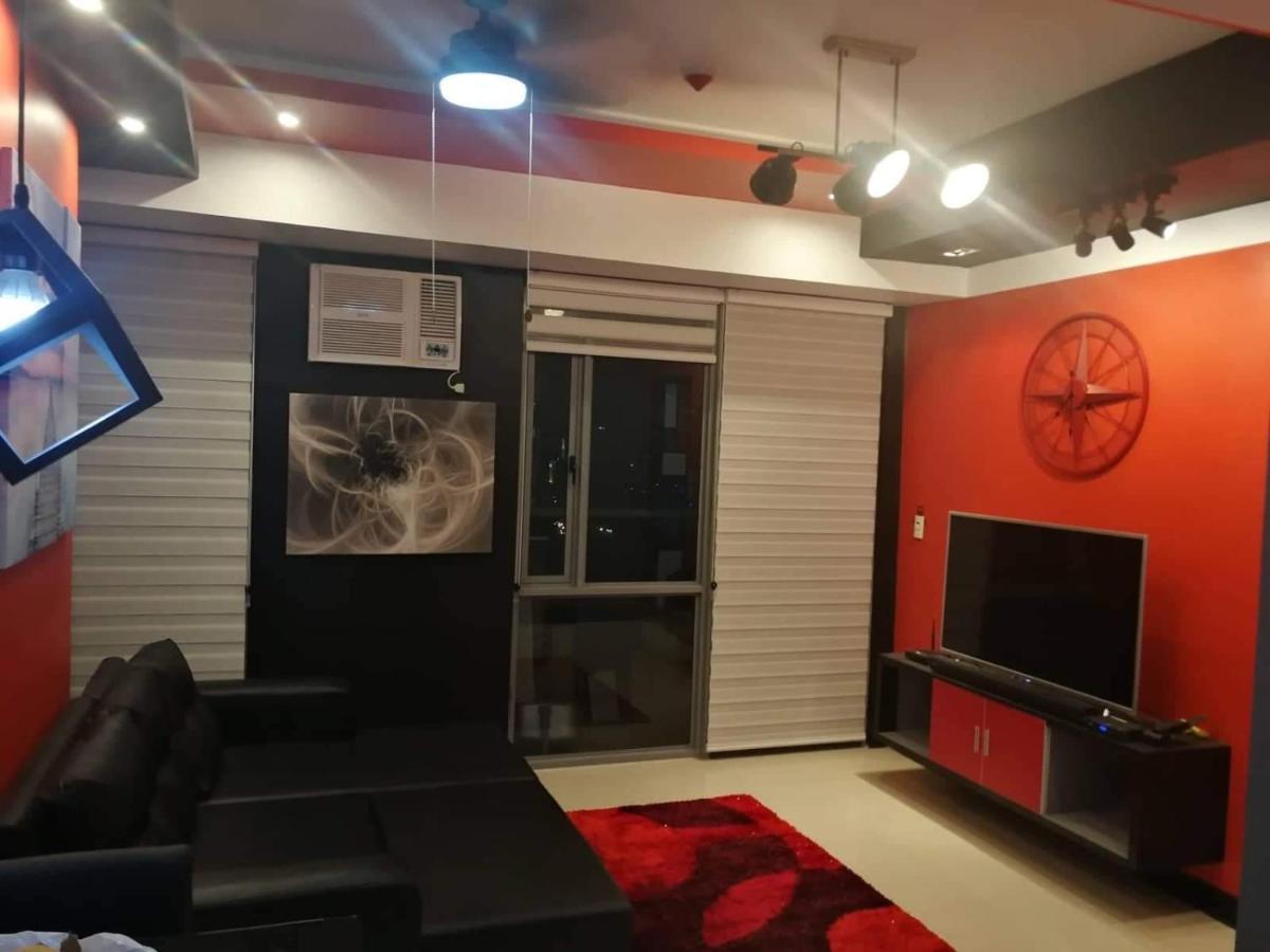 Cubao Manhattan Heights Unit 11Pq Tower B, 1Br Кесон-Сіті Екстер'єр фото
